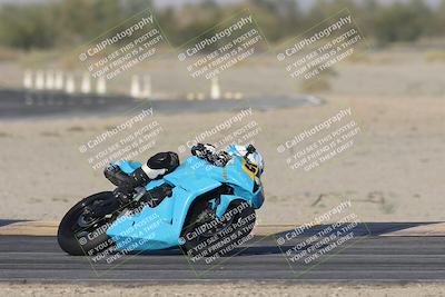 media/Nov-02-2025-CVMA (Sun) [[337aff29ab]]/Race 17-Amateur Supersport Middleweight/